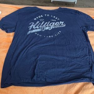 vintage looking Tommy hilfiger T-shirt